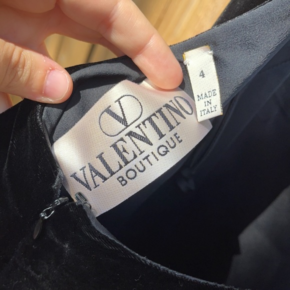 Valentino Black Evening Gown - Picture 5 of 6